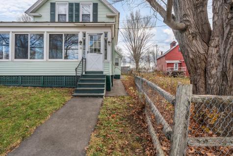 26 Pleasant Street Skowhegan ME 04976