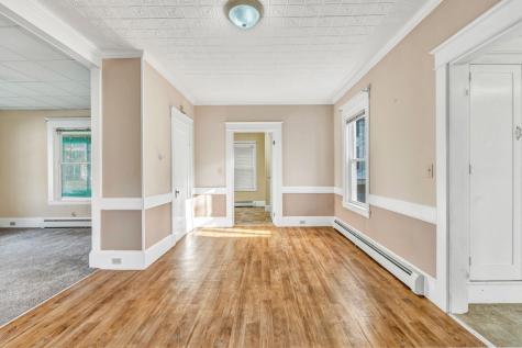 26 Pleasant Street Skowhegan ME 04976