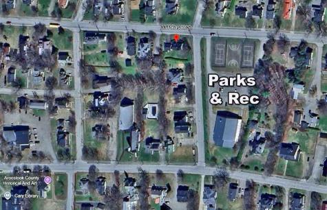 33 Pleasant Street Houlton ME 04730