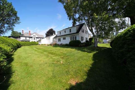 33 Pleasant Street Houlton ME 04730