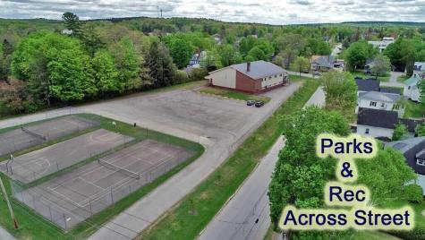 33 Pleasant Street Houlton ME 04730