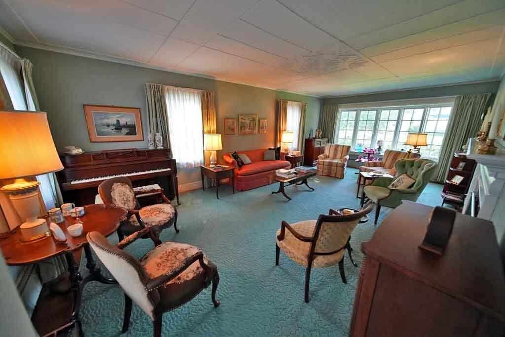 33 Pleasant Street Houlton ME 04730