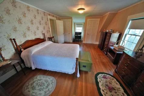 33 Pleasant Street Houlton ME 04730