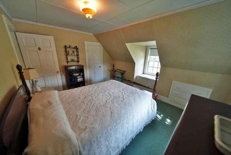 33 Pleasant Street Houlton ME 04730