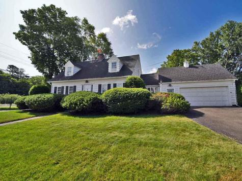 33 Pleasant Street Houlton ME 04730