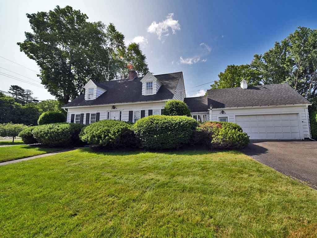 33 Pleasant Street Houlton ME 04730