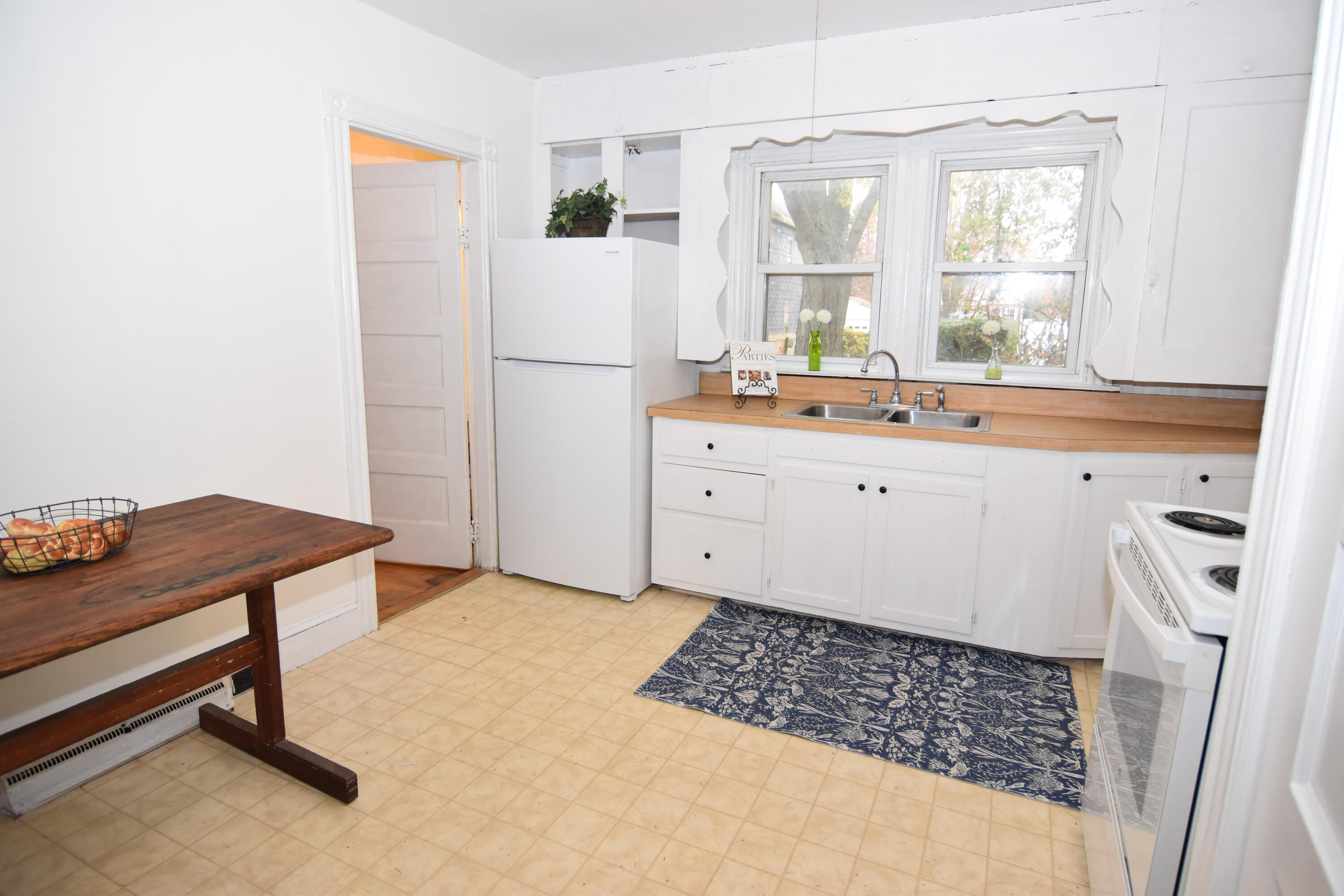 11 Chestnut Street South Portland ME 04106