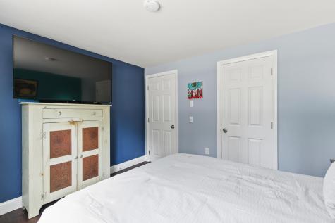 14 Margaret Street Naples ME 04055