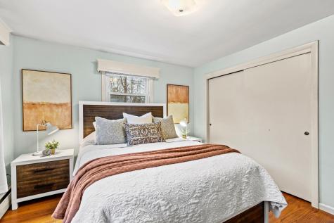 11 Hillside Avenue Scarborough ME 04074