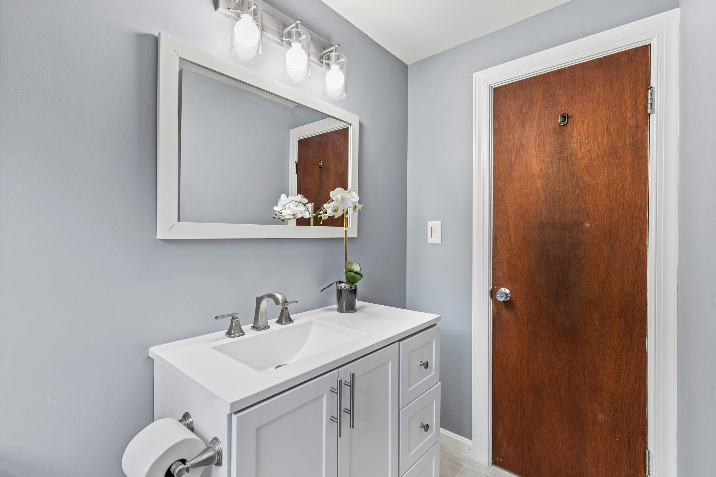 11 Hillside Avenue Scarborough ME 04074