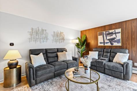 11 Hillside Avenue Scarborough ME 04074