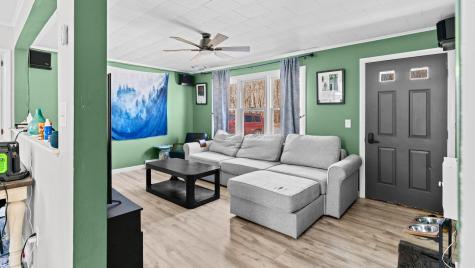 23 Reginald Street Auburn ME 04210