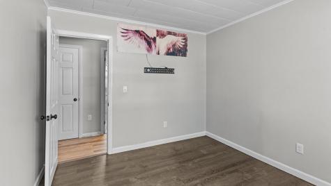 23 Reginald Street Auburn ME 04210