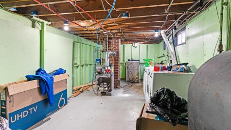 23 Reginald Street Auburn ME 04210