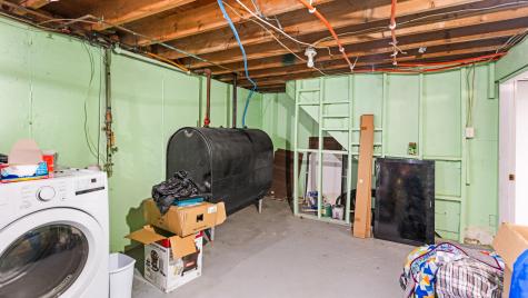 23 Reginald Street Auburn ME 04210