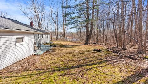 23 Reginald Street Auburn ME 04210