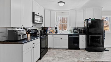 23 Reginald Street Auburn ME 04210