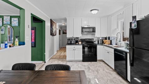 23 Reginald Street Auburn ME 04210