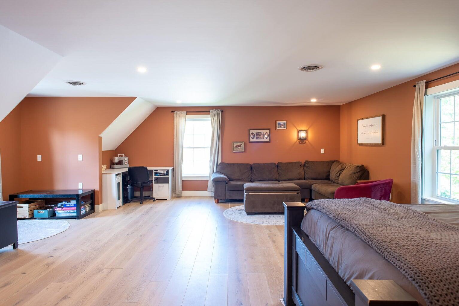 9 Cider Mill Lane Standish ME 04084