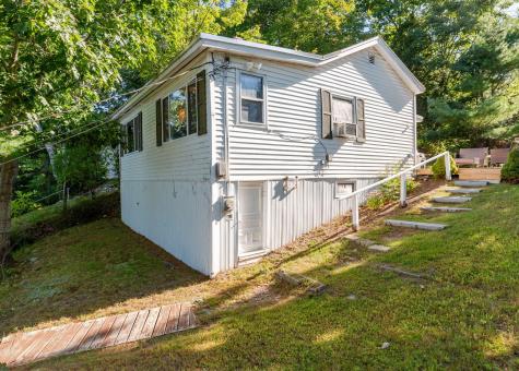 63 Riley Road Sabattus ME 04280