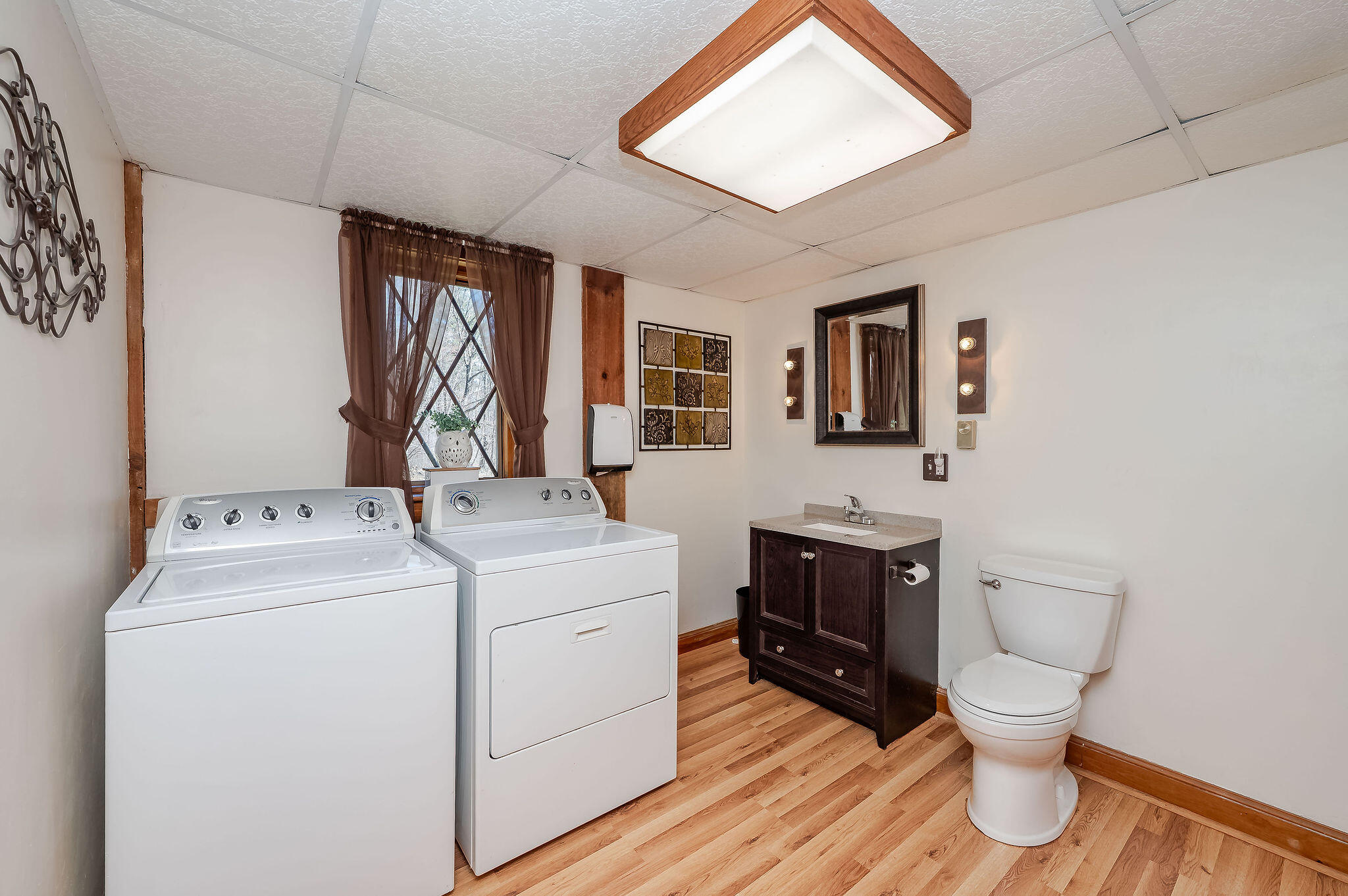 31 Sid Hall Drive North Berwick ME 03906