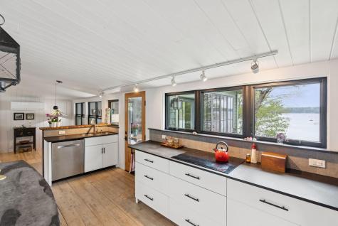 31 Knubble Road Georgetown ME 04548