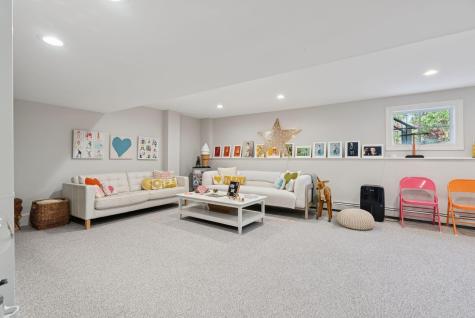 7 Independence Way Falmouth ME 04105