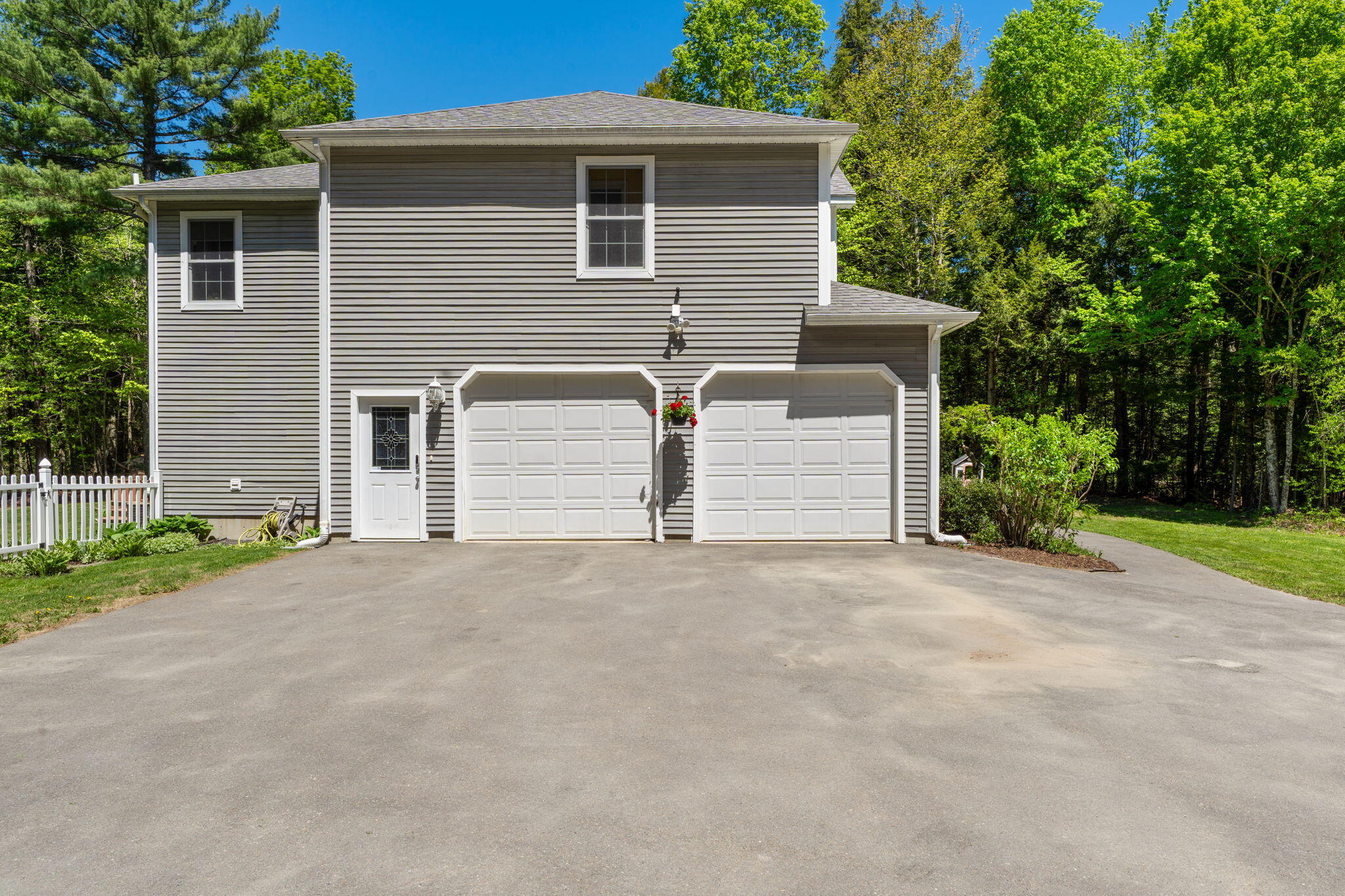 169 Upper Dedham Road Holden ME 04429