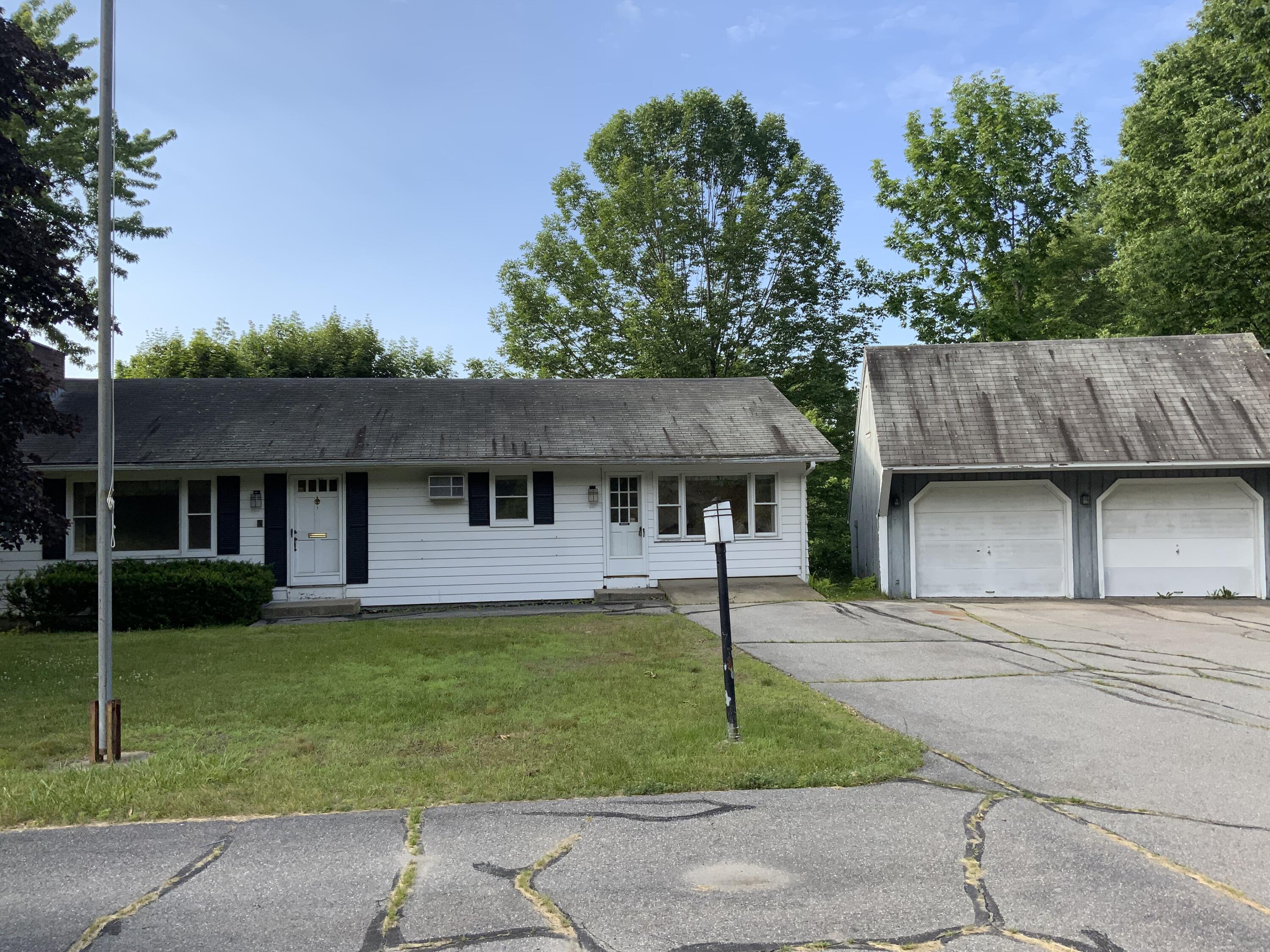 118 Lewiston Road West Gardiner ME 04345