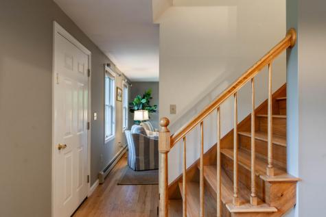 44 Middle Road Falmouth ME 04105