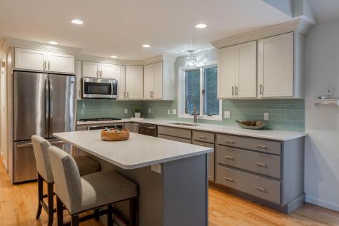 44 Middle Road Falmouth ME 04105