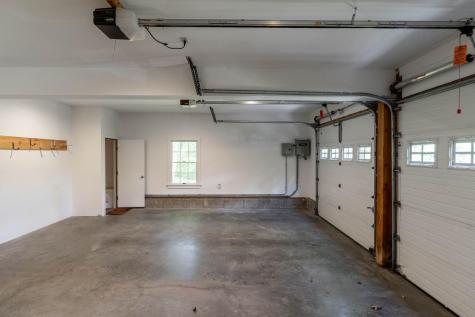 44 Middle Road Falmouth ME 04105