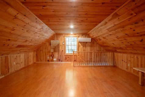 44 Middle Road Falmouth ME 04105