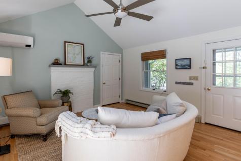 44 Middle Road Falmouth ME 04105