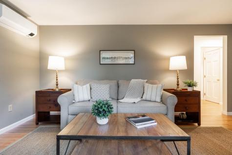 44 Middle Road Falmouth ME 04105