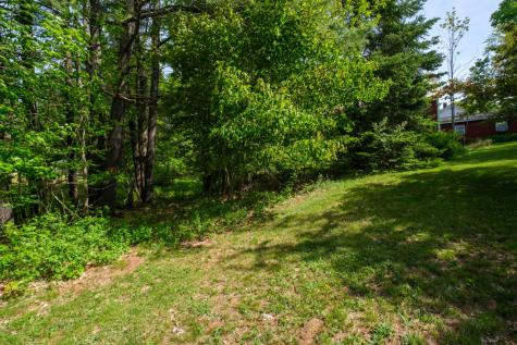 6 Sedgley Road Greene ME 04236