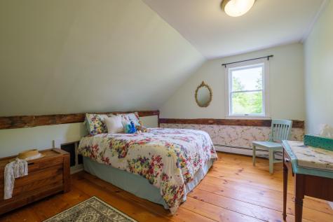 6 Sedgley Road Greene ME 04236