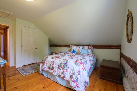 6 Sedgley Road Greene ME 04236