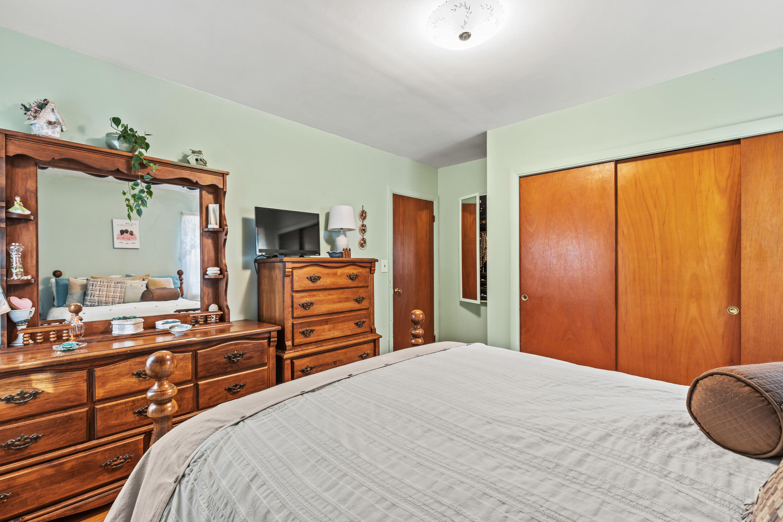 8 George Road Cumberland ME 04021