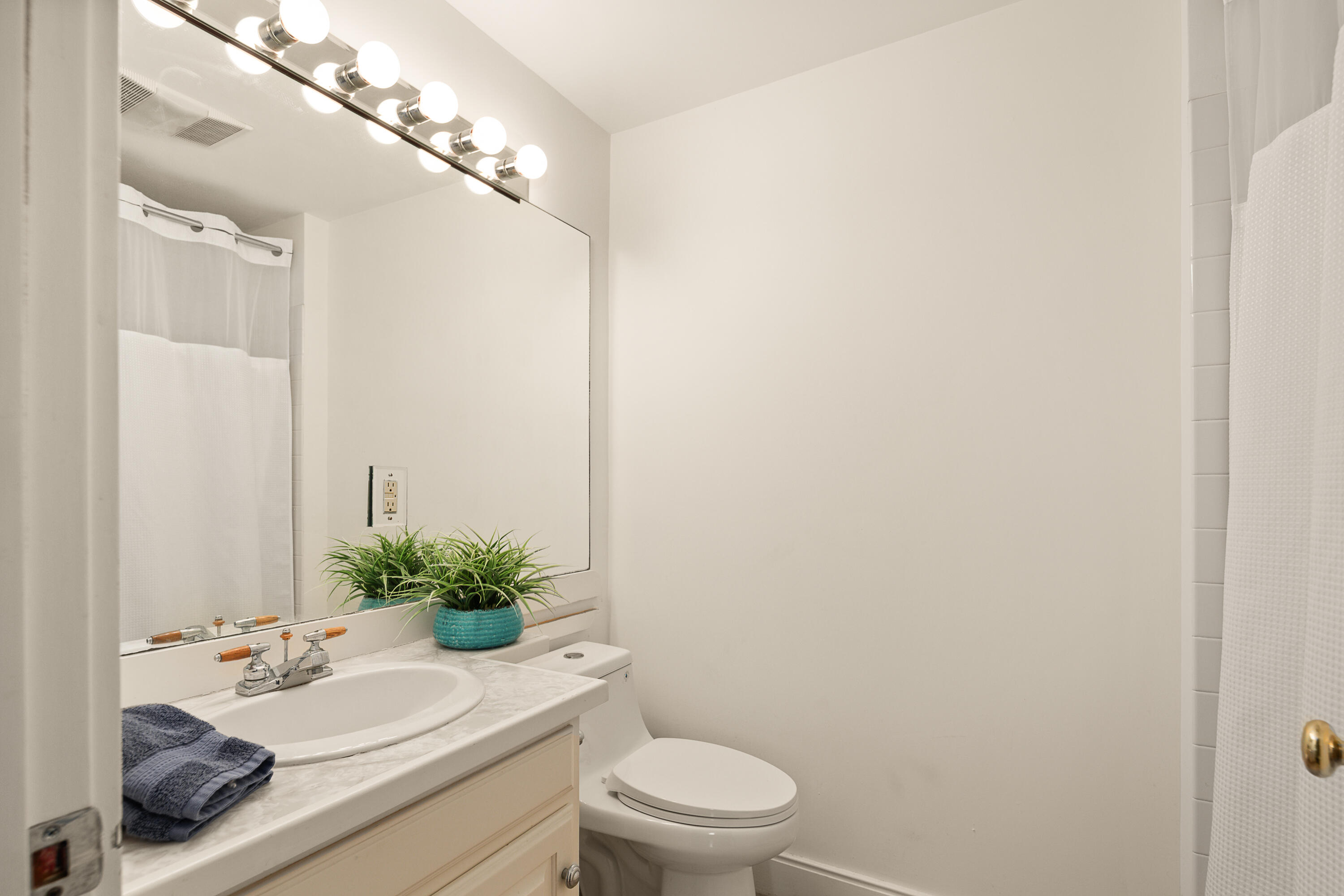 453 Union Road Appleton ME 04862