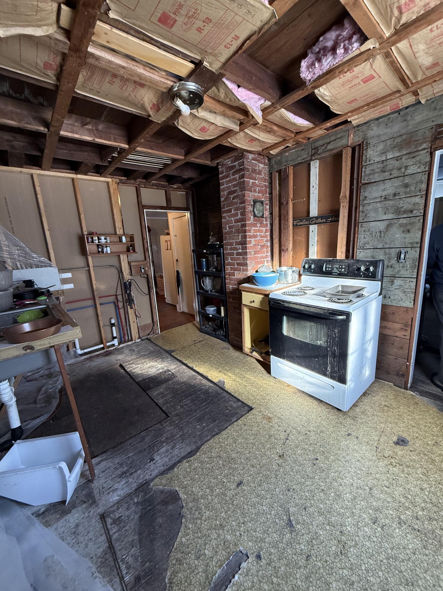 819 Pleasant Point Road Cushing ME 04563