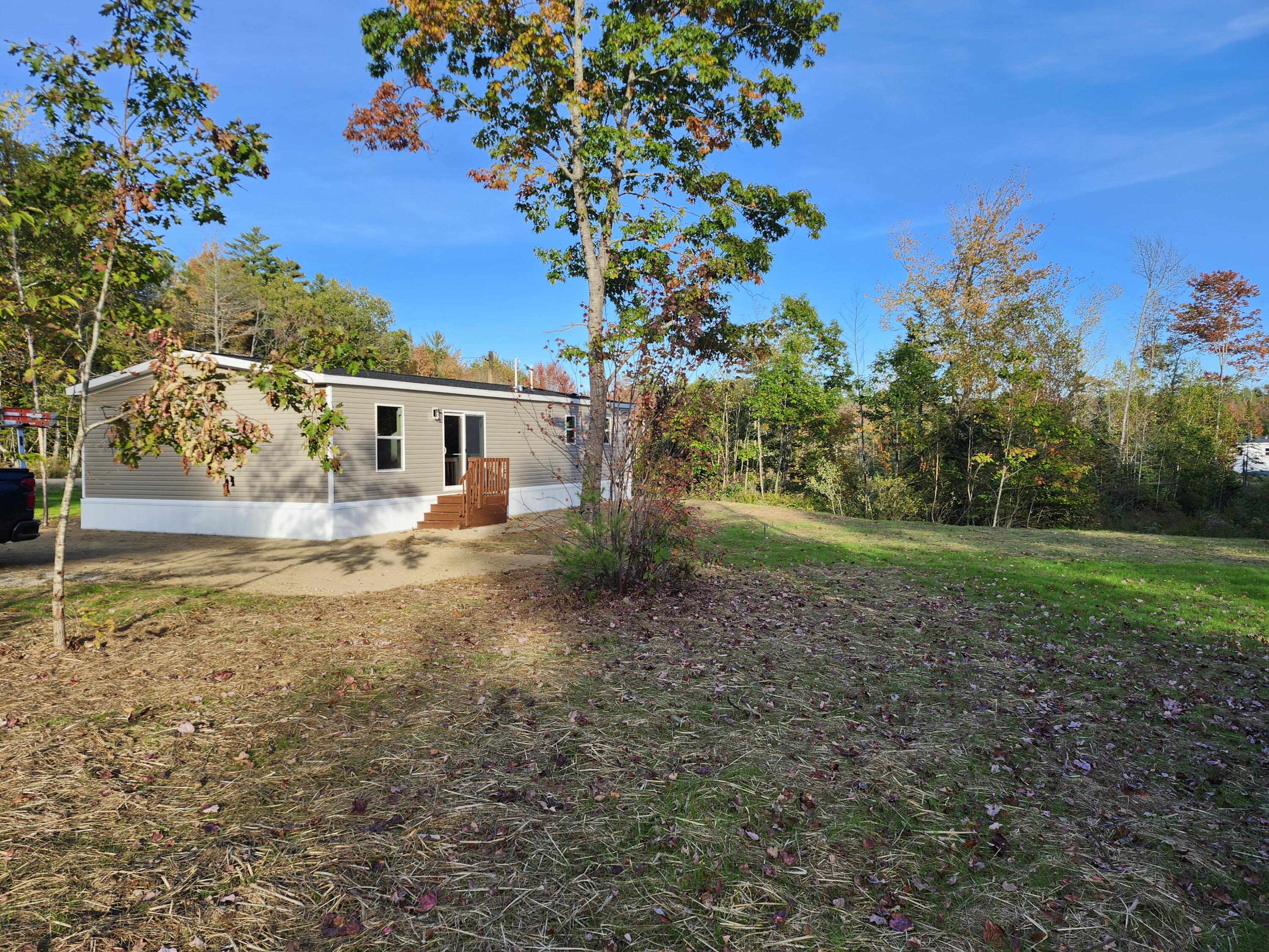 2 Gunners Way Dresden ME 04342