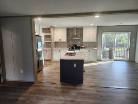 2 Gunners Way Dresden ME 04342