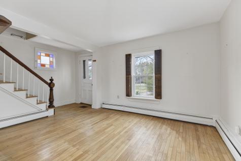 20 Depot Road Falmouth ME 04105