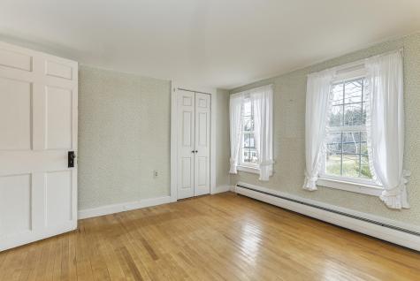 20 Depot Road Falmouth ME 04105