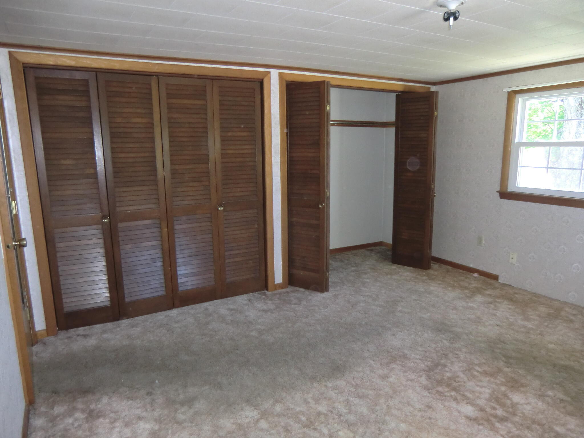 988 Main Street Palmyra ME 04965