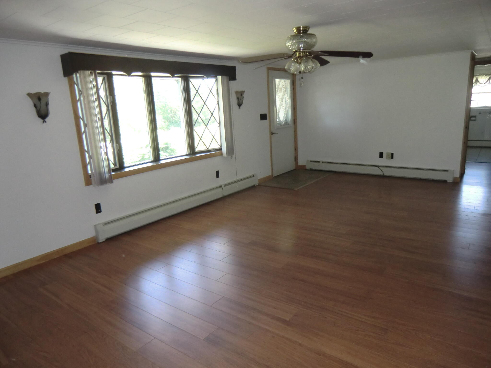 988 Main Street Palmyra ME 04965