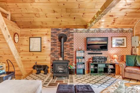 5 Pine Lane Dallas Plt ME 04970