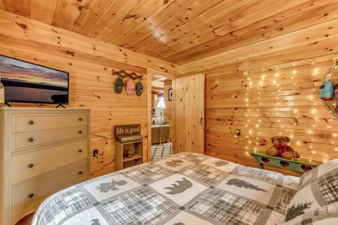 5 Pine Lane Dallas Plt ME 04970