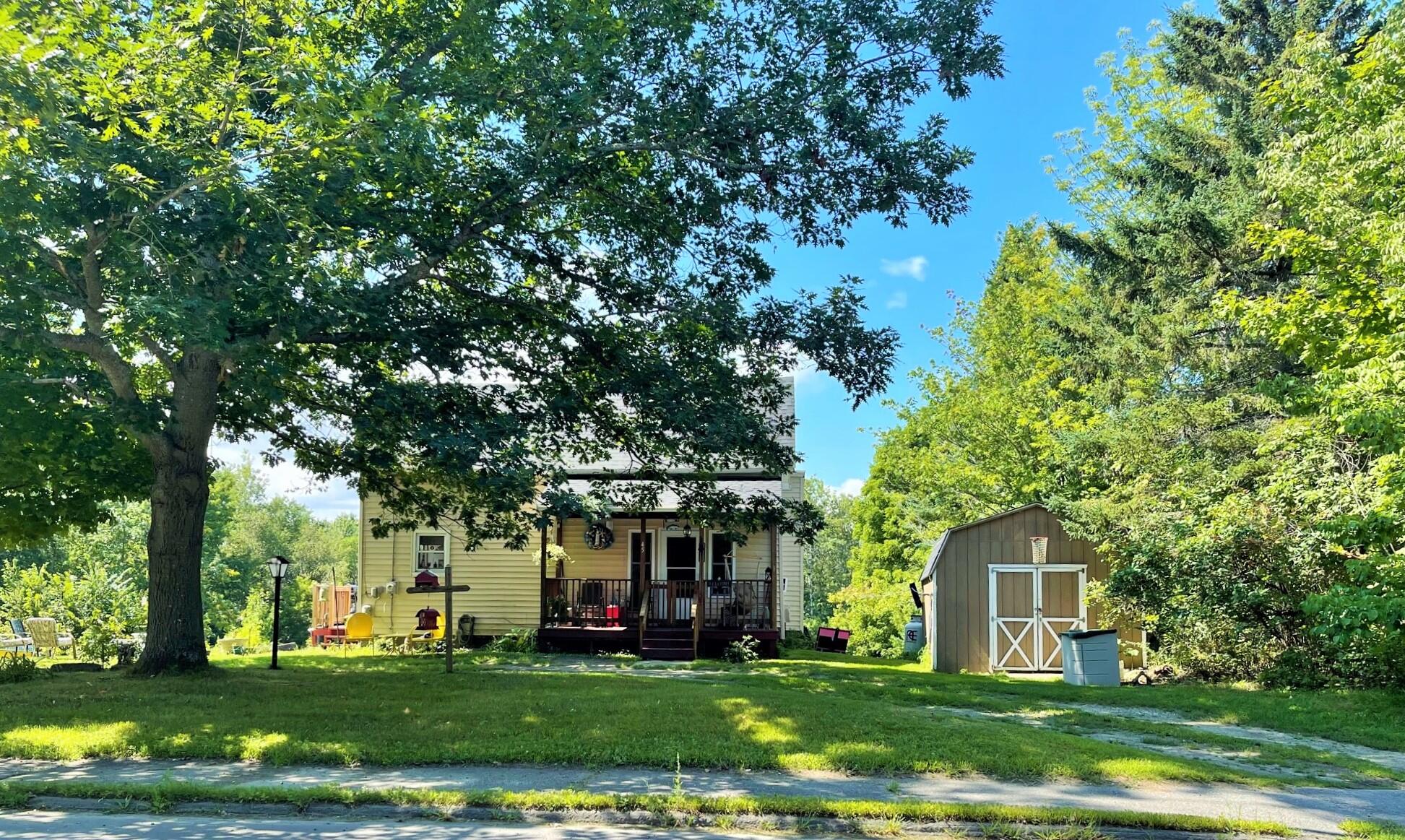 45 Pittsfield Avenue Hartland Maine Real Estate Listing MLS 1541141